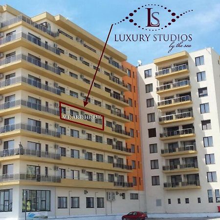 Summerland Luxury Studios By The Sea Mamaia Buitenkant foto